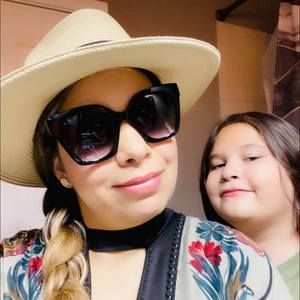 Meet your Posher, Elsa